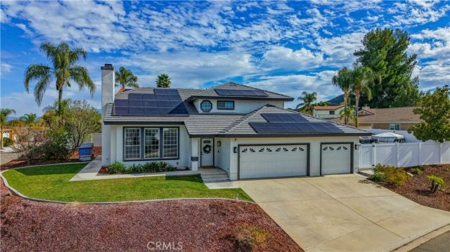 23138 Blue Bird Drive, Canyon Lake, CA 92587