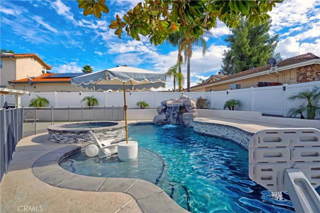 23138 Blue Bird Drive, Canyon Lake, CA 92587