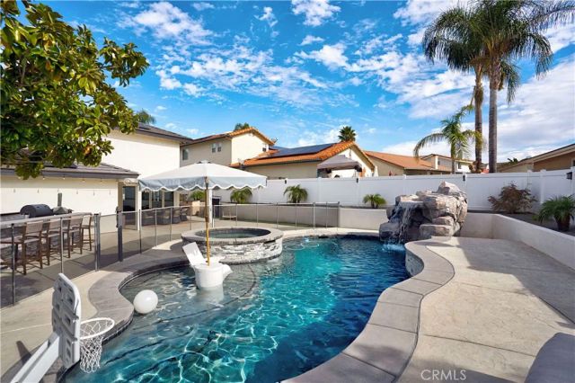 23138 Blue Bird Drive, Canyon Lake, CA 92587