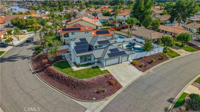 23138 Blue Bird Drive, Canyon Lake, CA 92587