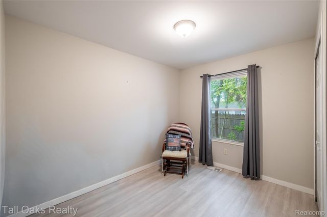 2616 Maryland Avenue, Flint, MI 48506
