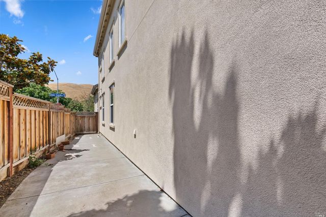 7024 Alder Creek Rd, Vallejo, CA 94591