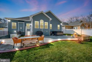 1102 DAMERON CT, Fredericksburg, VA 22401