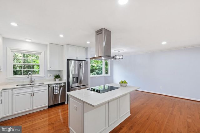 3803 TALL OAK CT, Annandale, VA 22003