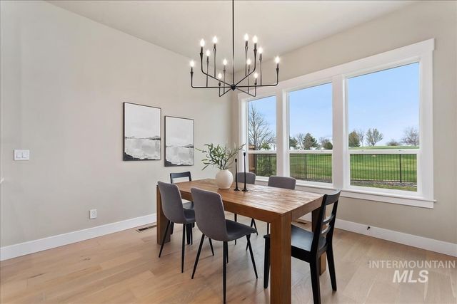 10887 W Lahinch Ln, Kuna, ID 83634