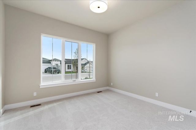 10887 W Lahinch Ln, Kuna, ID 83634