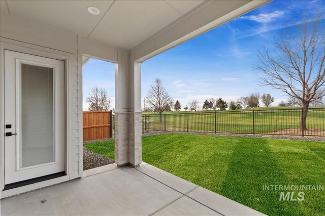 10887 W Lahinch Ln, Kuna, ID 83634