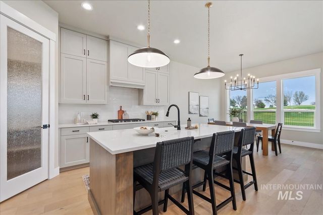 10887 W Lahinch Ln, Kuna, ID 83634