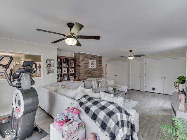 224 N Peterman Road, Greenwood, IN 46142