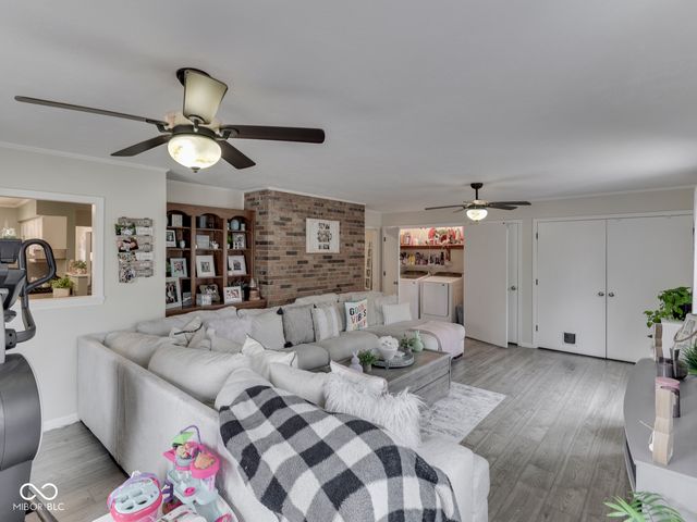 224 N Peterman Road, Greenwood, IN 46142