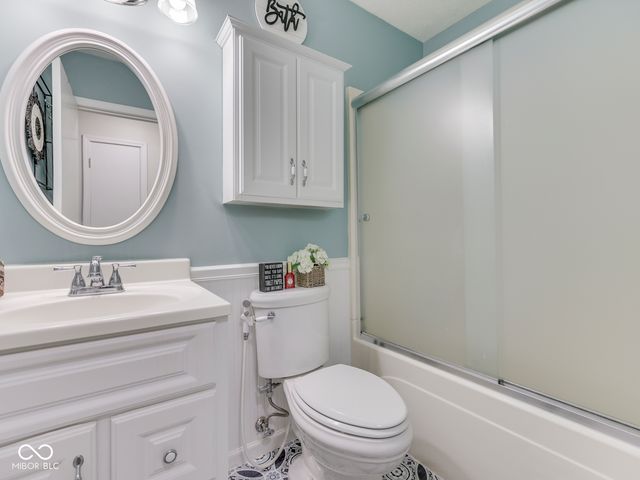 224 N Peterman Road, Greenwood, IN 46142