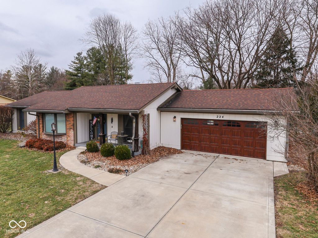 224 N Peterman Road, Greenwood, IN 46142