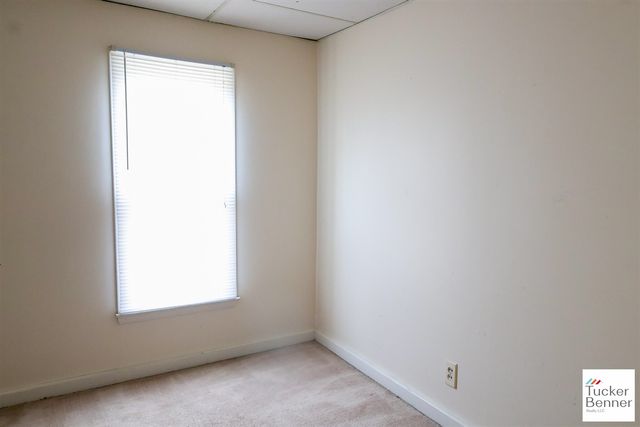 293 N 3rd Avenue, Fruitport, MI 49415