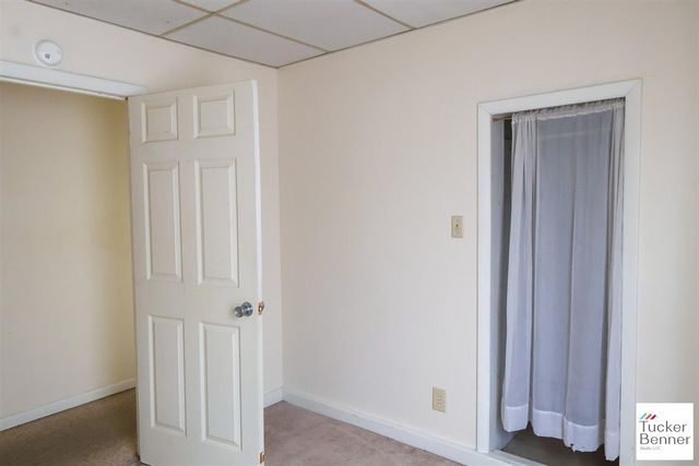 293 N 3rd Avenue, Fruitport, MI 49415