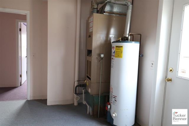 293 N 3rd Avenue, Fruitport, MI 49415