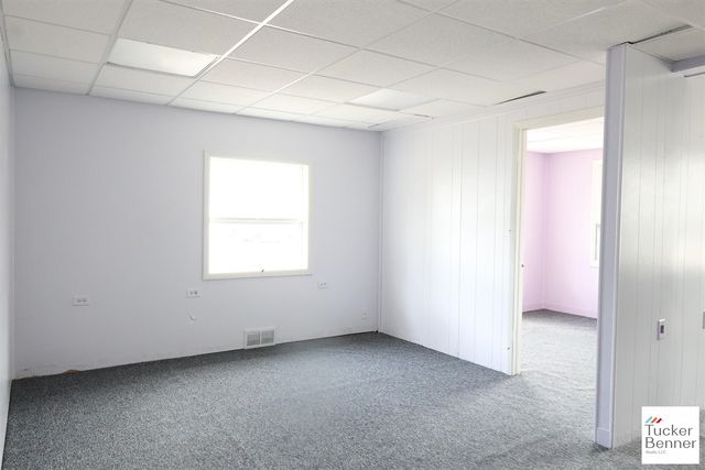 293 N 3rd Avenue, Fruitport, MI 49415