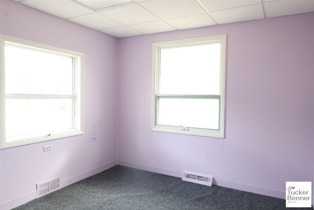 293 N 3rd Avenue, Fruitport, MI 49415