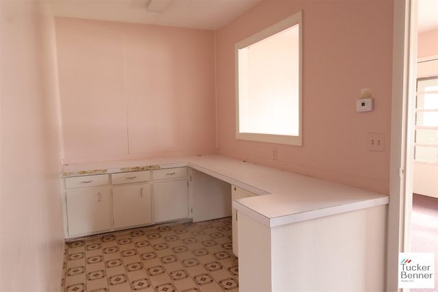 293 N 3rd Avenue, Fruitport, MI 49415