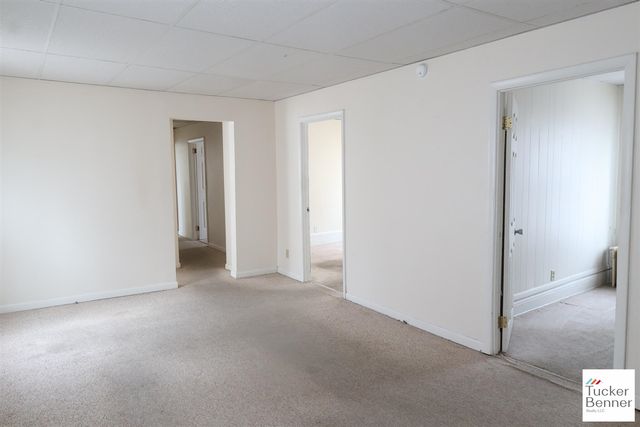 293 N 3rd Avenue, Fruitport, MI 49415