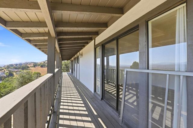 16620 Rustling Oak Lane, Morgan Hill, CA 95037