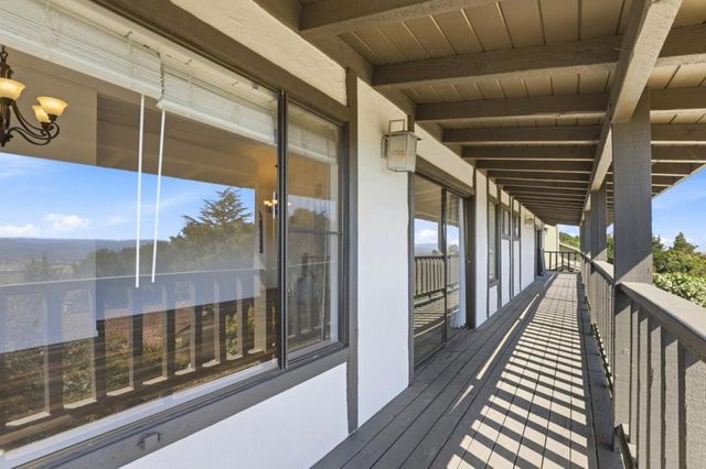 16620 Rustling Oak Lane, Morgan Hill, CA 95037