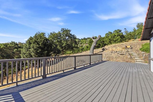16620 Rustling Oak Lane, Morgan Hill, CA 95037