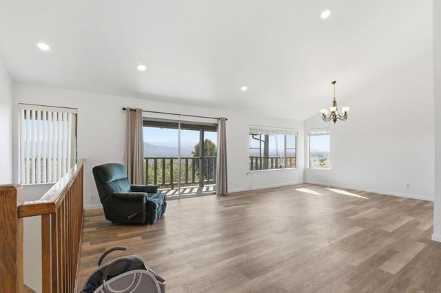 16620 Rustling Oak Lane, Morgan Hill, CA 95037