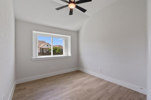 101 Broken Oak DR, Liberty Hill, TX 78642