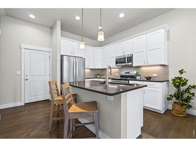 6886 Autumn Leaf Dr, Timnath, CO 80547