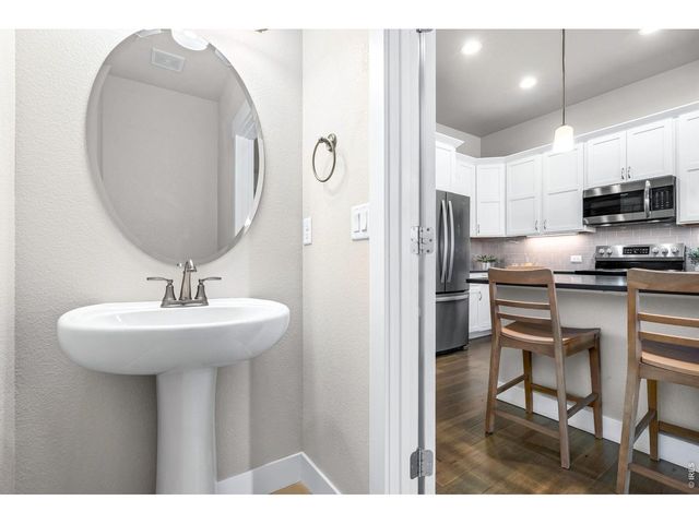 6886 Autumn Leaf Dr, Timnath, CO 80547