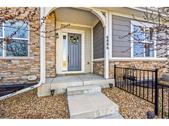6886 Autumn Leaf Dr, Timnath, CO 80547