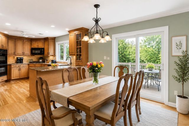 17 West Avenue, Old Bridge, NJ 08857