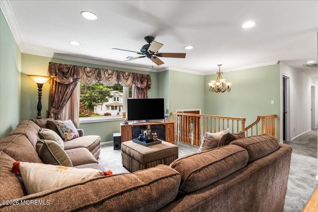 17 West Avenue, Old Bridge, NJ 08857