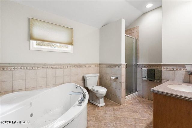 17 West Avenue, Old Bridge, NJ 08857