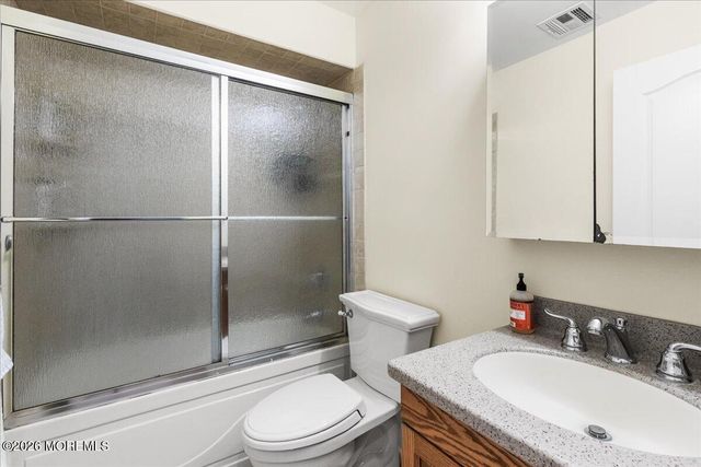 17 West Avenue, Old Bridge, NJ 08857