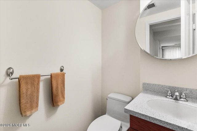 17 West Avenue, Old Bridge, NJ 08857