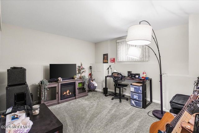 17 West Avenue, Old Bridge, NJ 08857