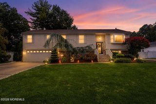 17 West Avenue, Old Bridge, NJ 08857