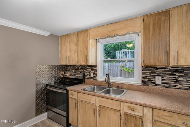 2904 Dorothy Street, Johnson City, TN 37604