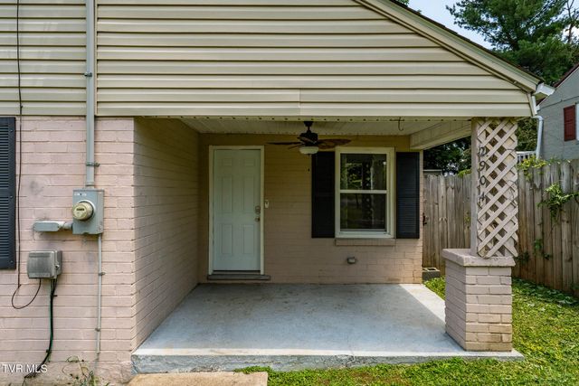 2904 Dorothy Street, Johnson City, TN 37604