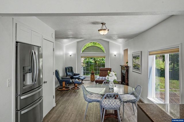 920 NW Carpathian Dr, Corvallis, OR 97330