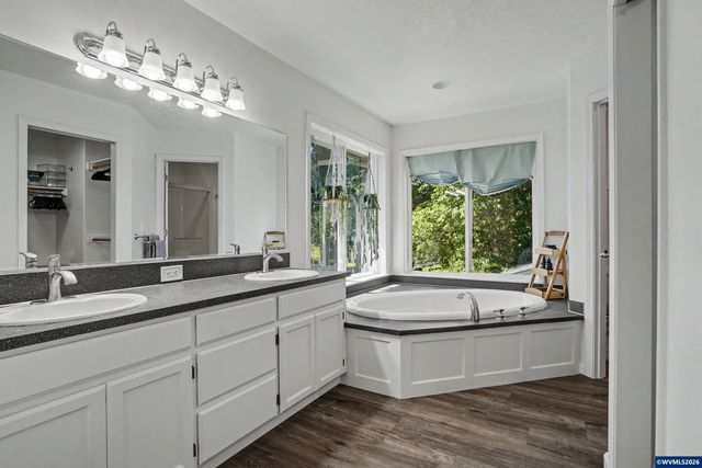 920 NW Carpathian Dr, Corvallis, OR 97330