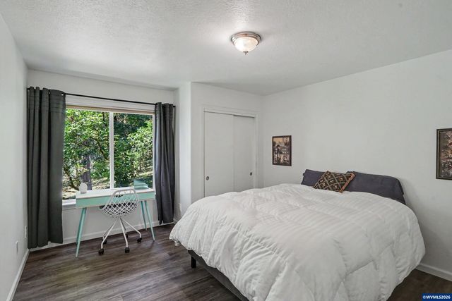 920 NW Carpathian Dr, Corvallis, OR 97330