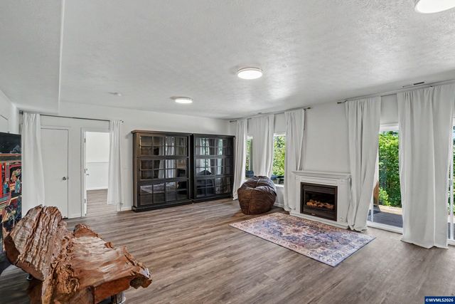 920 NW Carpathian Dr, Corvallis, OR 97330