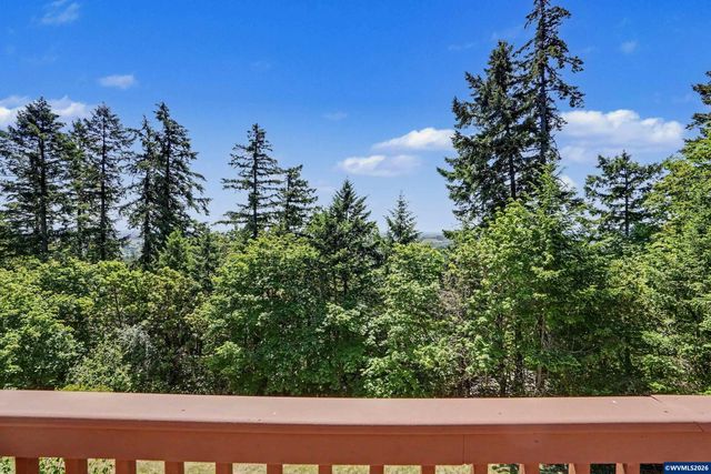 920 NW Carpathian Dr, Corvallis, OR 97330