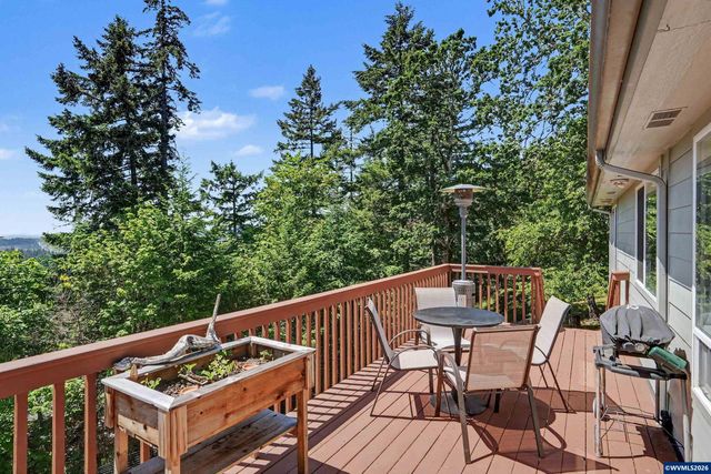 920 NW Carpathian Dr, Corvallis, OR 97330