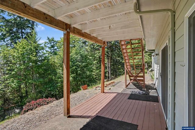 920 NW Carpathian Dr, Corvallis, OR 97330