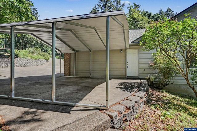 920 NW Carpathian Dr, Corvallis, OR 97330
