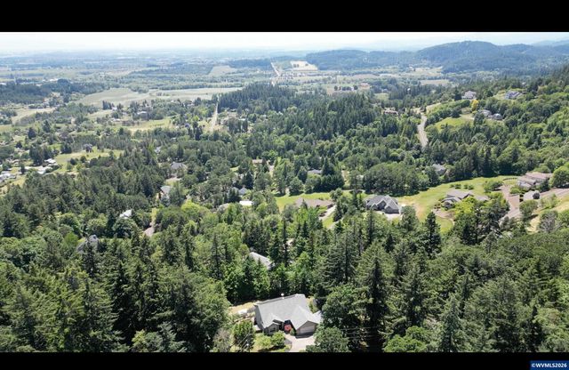 920 NW Carpathian Dr, Corvallis, OR 97330