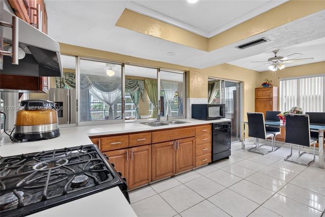8508 Long Acre Drive, Miramar, FL 33025